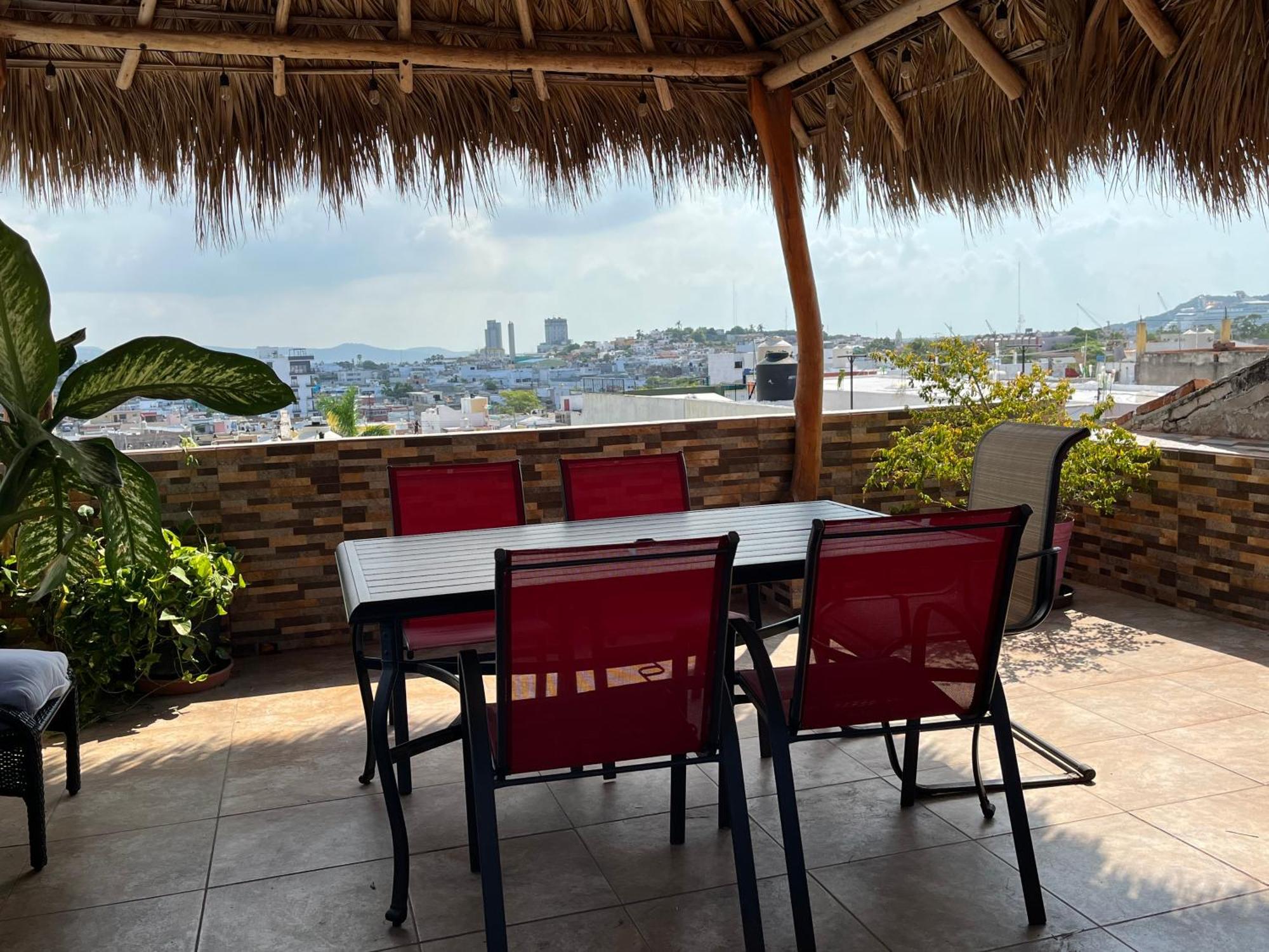 Casa De La Alegria 2 Apartments ماساتلان المظهر الخارجي الصورة